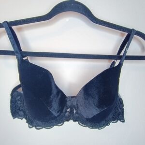 Chantelle Black Velvet Floral Embroidery Bra — 36 B (Made in France)